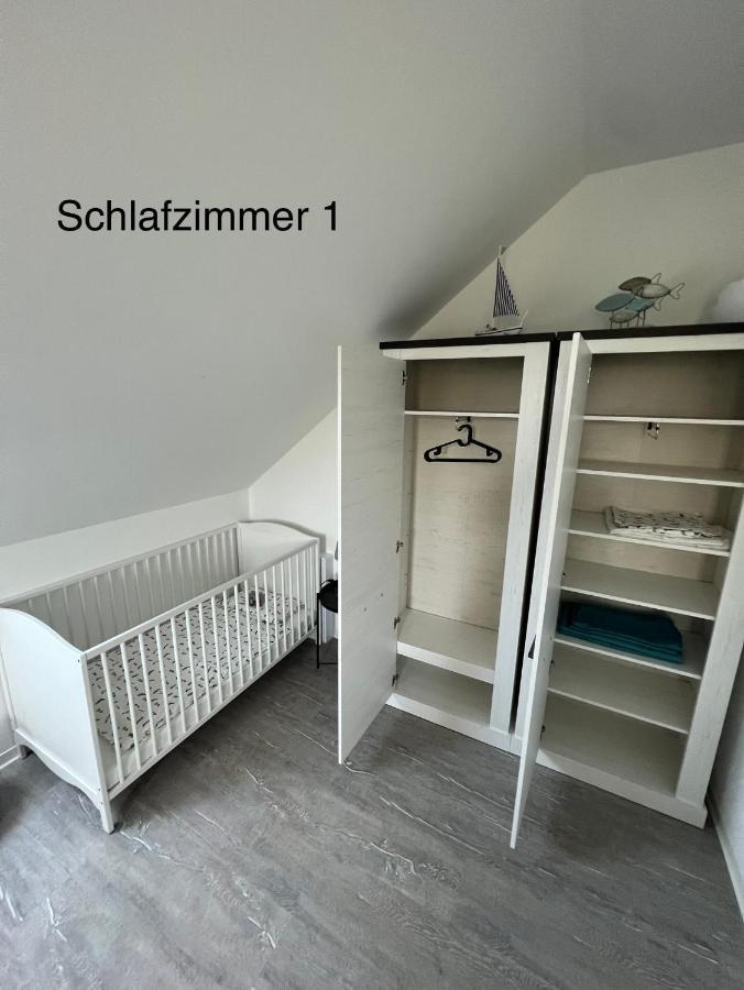 הוילה Elmenhorst/Lichtenhagen Doppelhaushaelfte Mit Terrasse מראה חיצוני תמונה