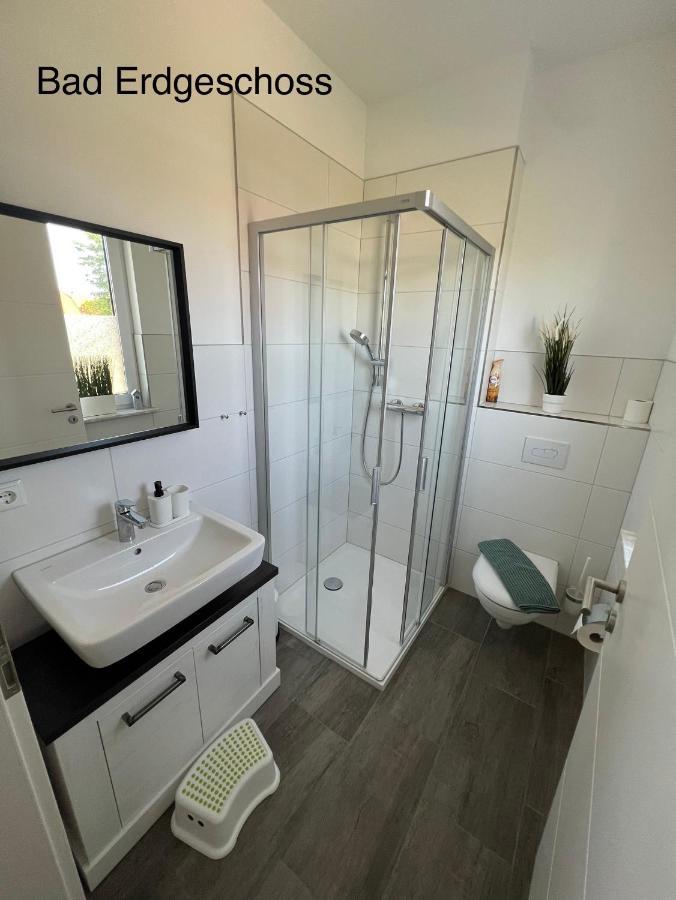 הוילה Elmenhorst/Lichtenhagen Doppelhaushaelfte Mit Terrasse מראה חיצוני תמונה
